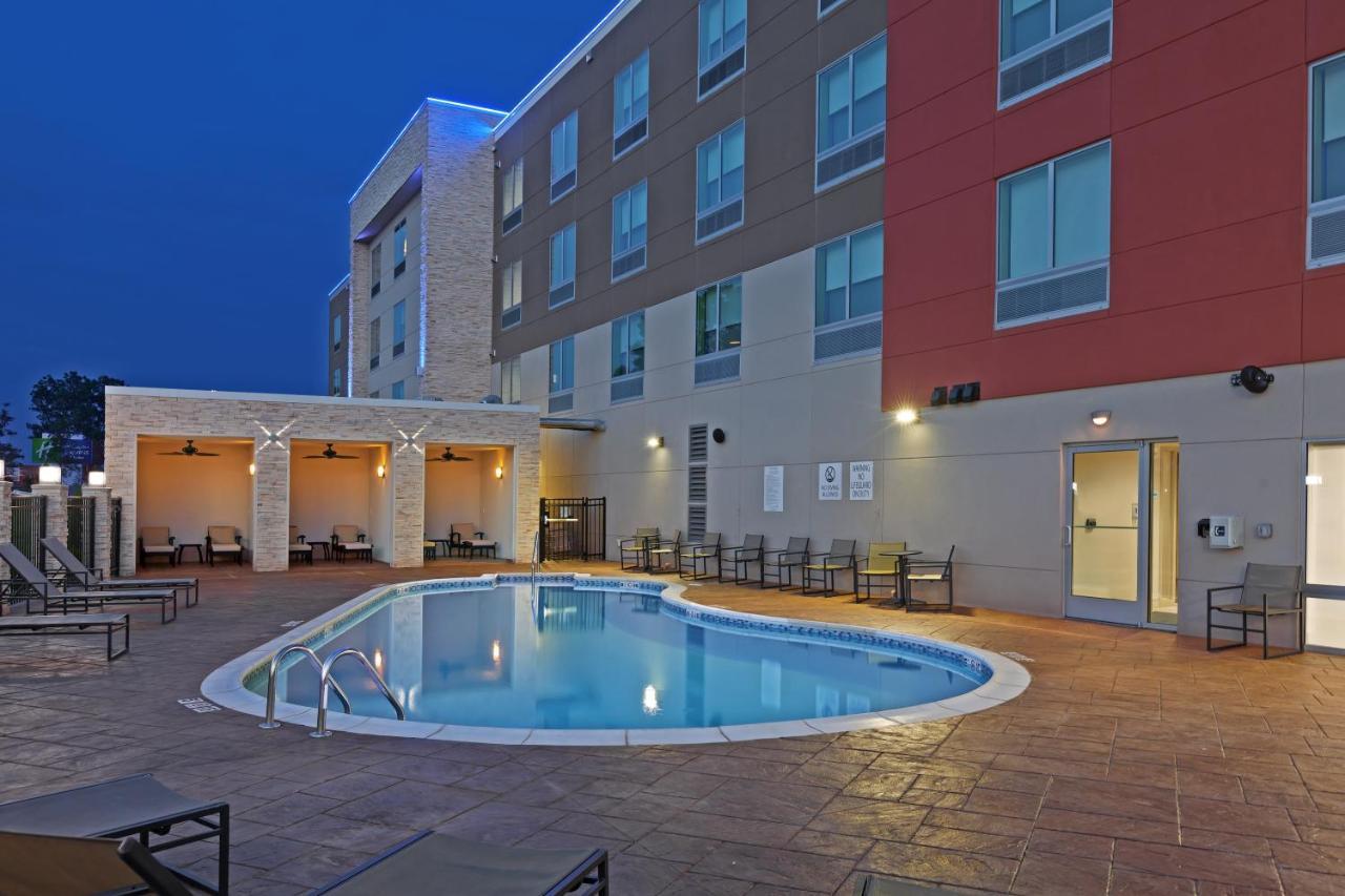 Holiday Inn Express & Suites Tulsa South - Woodland Hills By Ihg Exterior foto